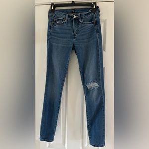 Gap True Skinny Jeans, size 25 / size 0